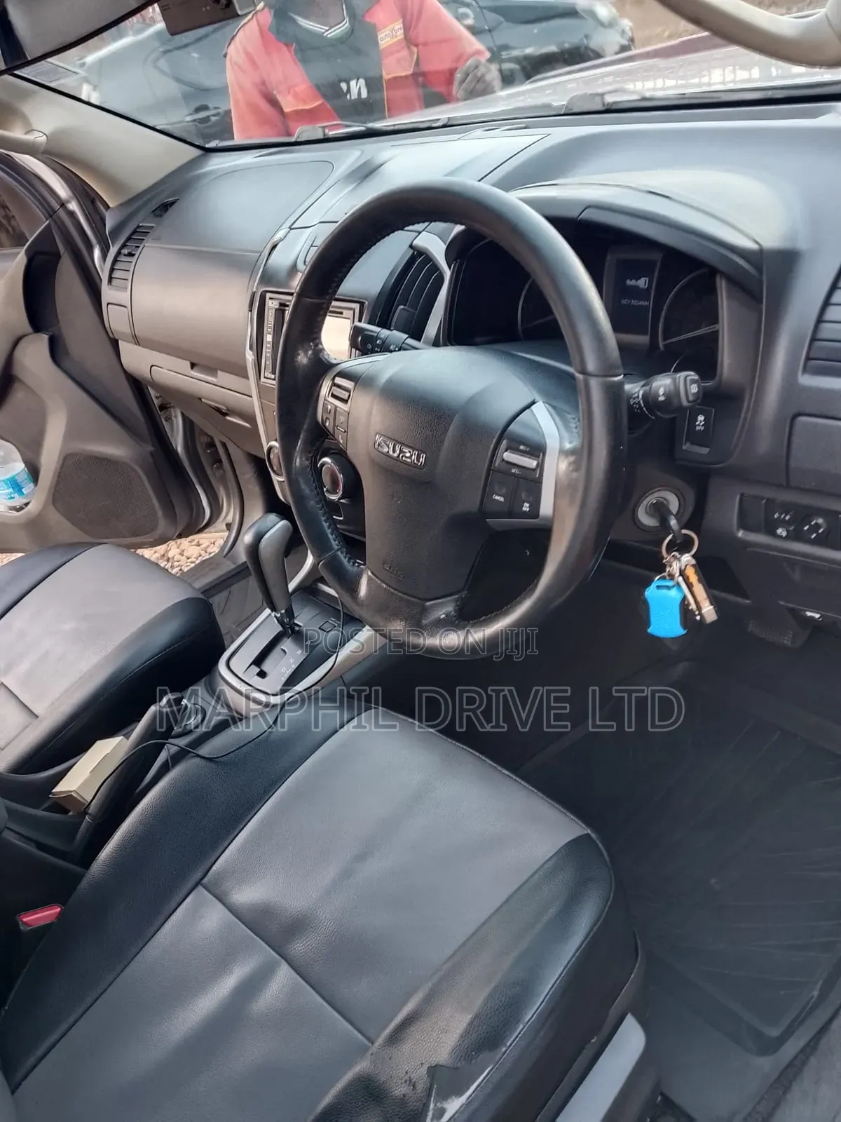Isuzu D-MAX 2015 Silver