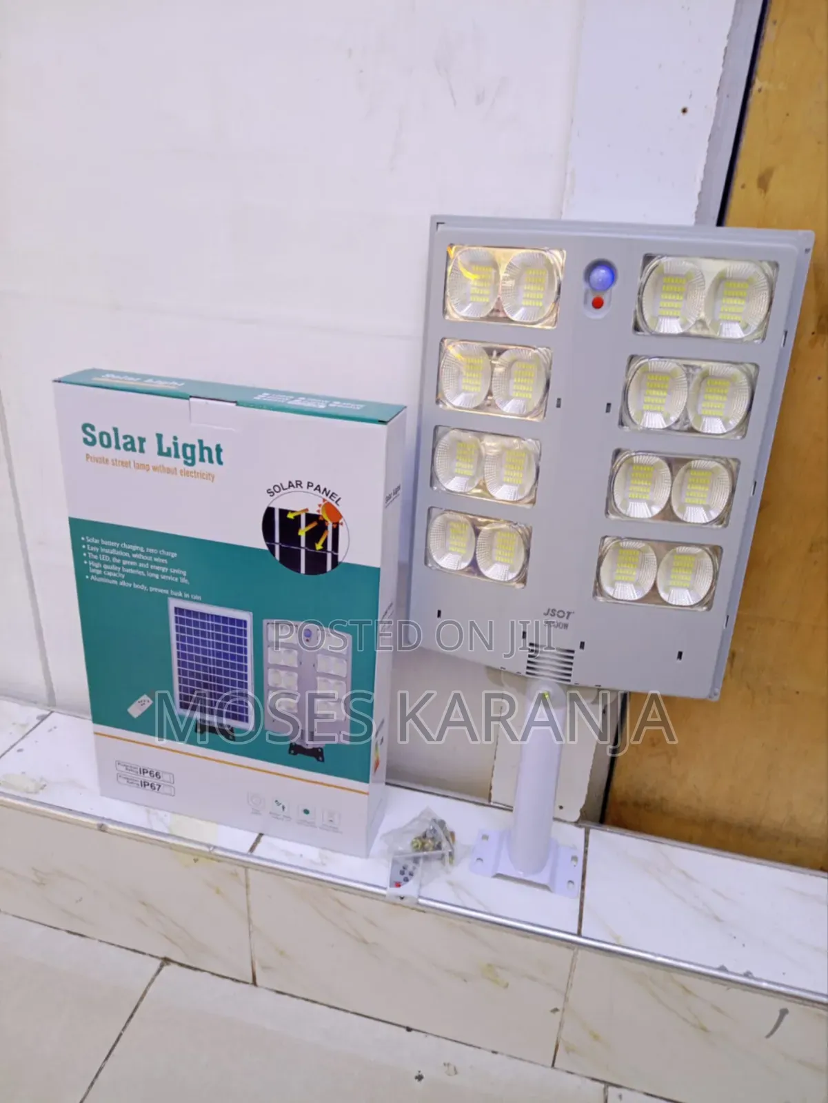 2000W Solar Powered LED Security Light