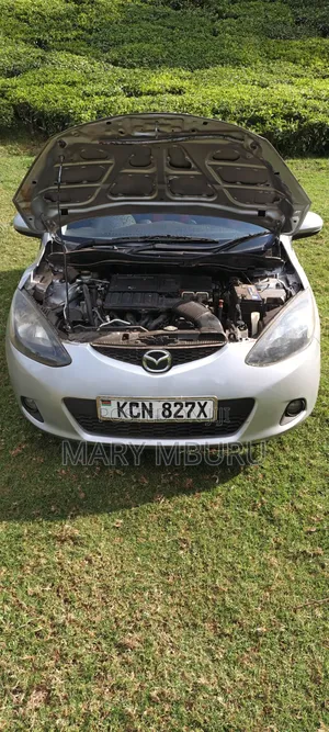 Mazda Demio 2010 Silver