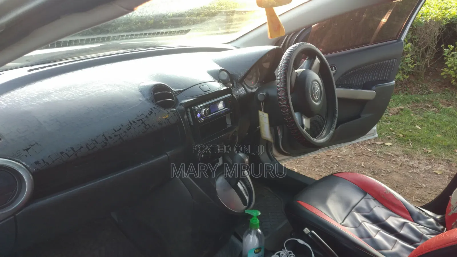 Mazda Demio 2010 Silver