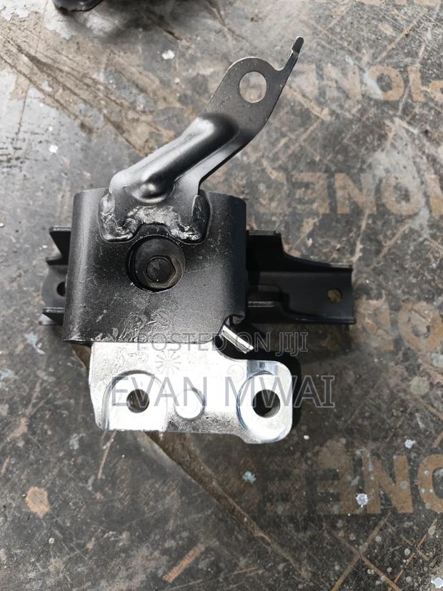 Toyota 1NR Vitz/ Ractis Engine Mounting