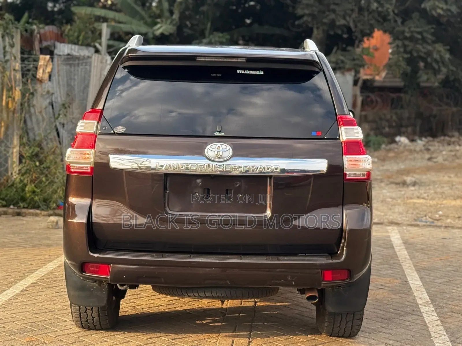 Toyota Land Cruiser Prado 2017 Brown
