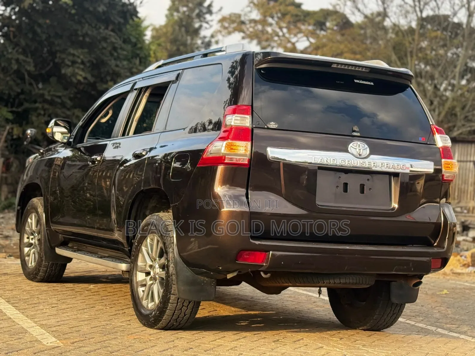 Toyota Land Cruiser Prado 2017 Brown