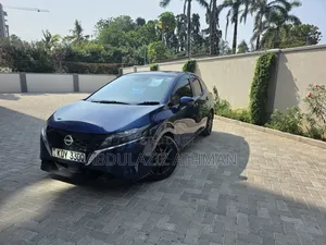 Nissan Note 1.2 Hybrid 2022 Blue