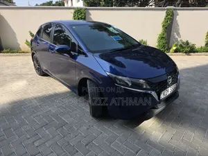 Nissan Note 1.2 Hybrid 2022 Blue