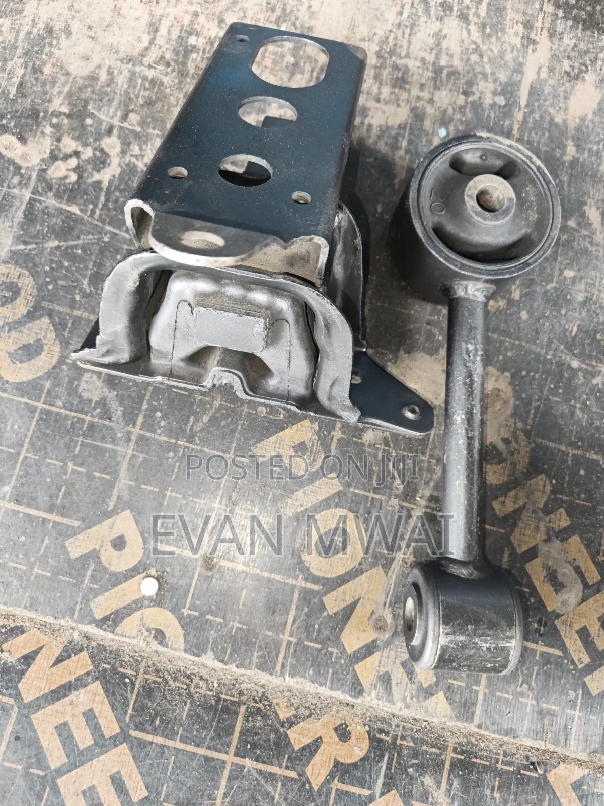 Toyota Passo 2008 Gearbox Mounting