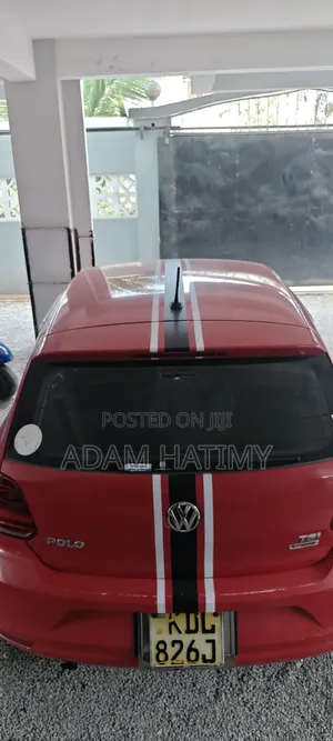 Volkswagen Polo 2016 Red