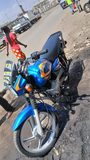 Bajaj Boxer 125 2025 Blue