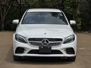 Mercedes-Benz C200 2019 White