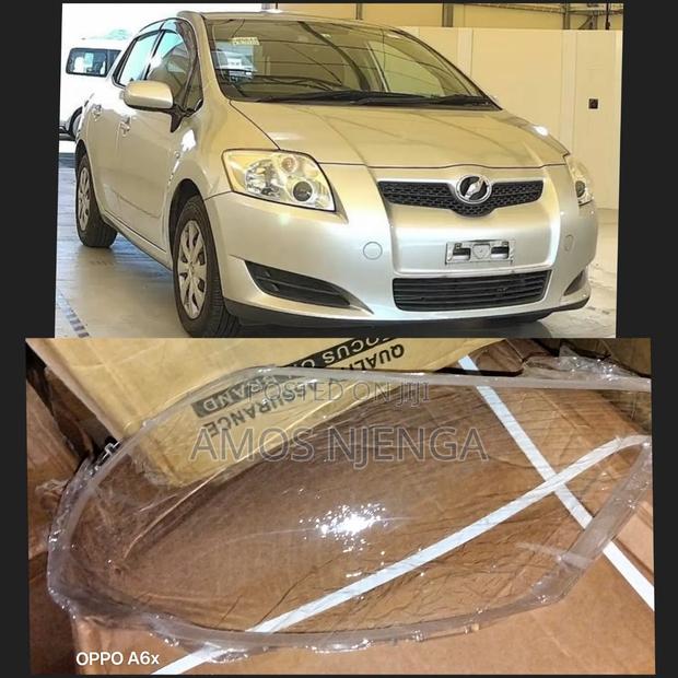 Auris 2007 Headlight Lens Available - main view