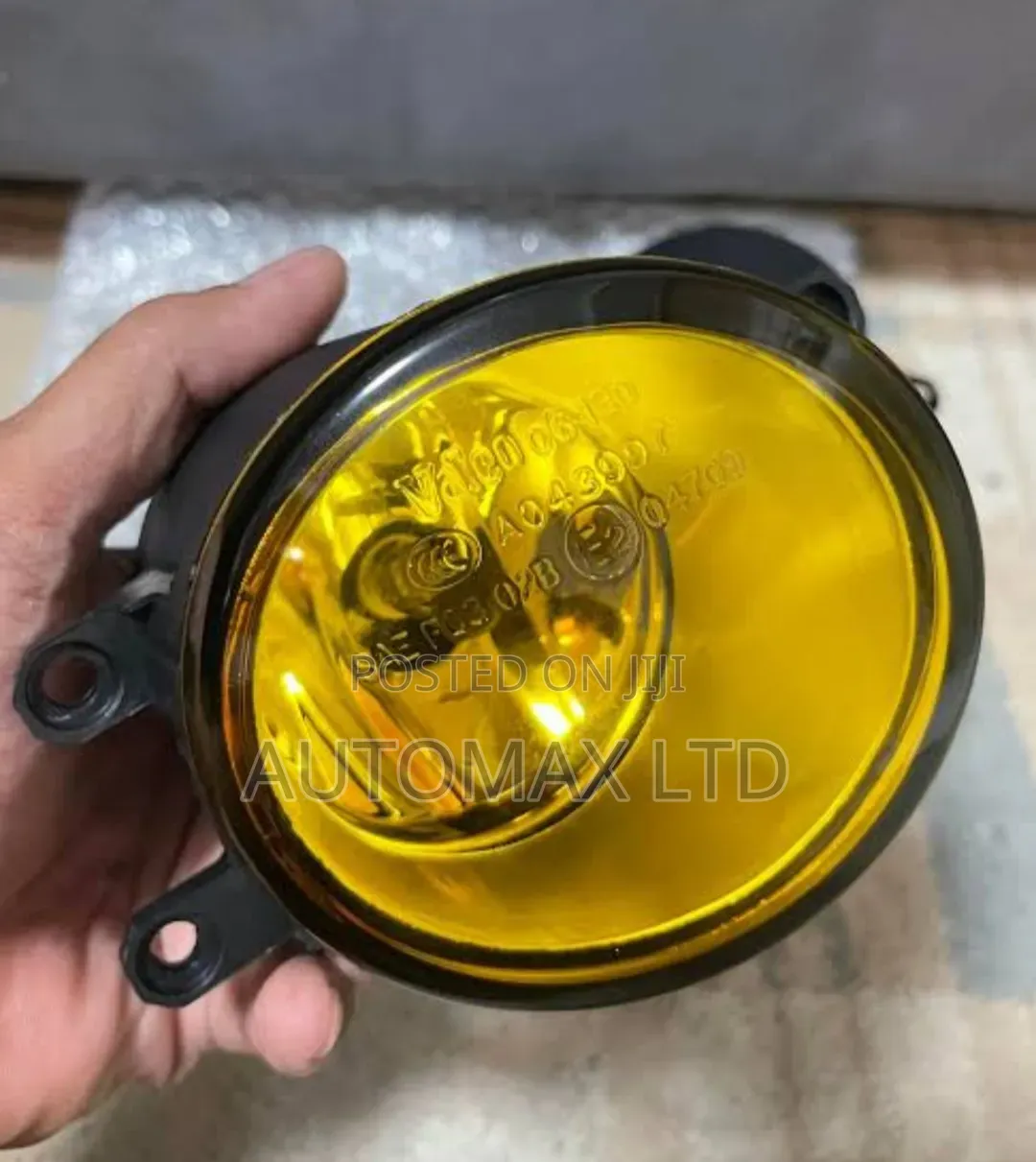 Toyota Replacement Yellow Glass Fog Lamp