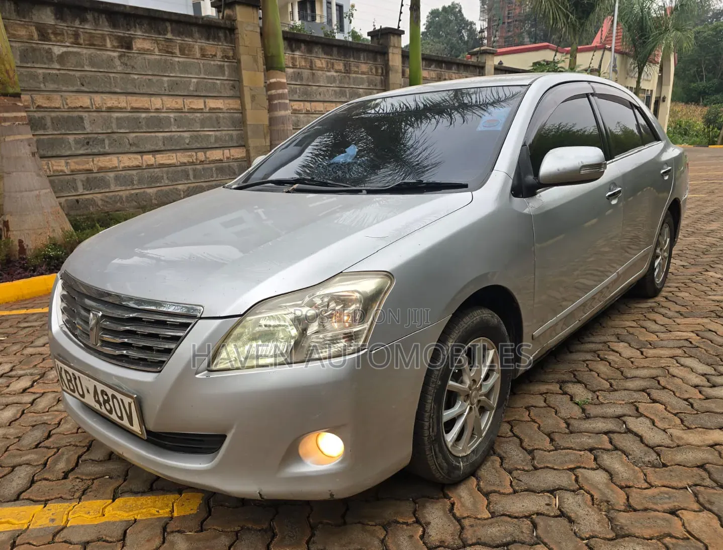 Toyota Premio 2010 Silver