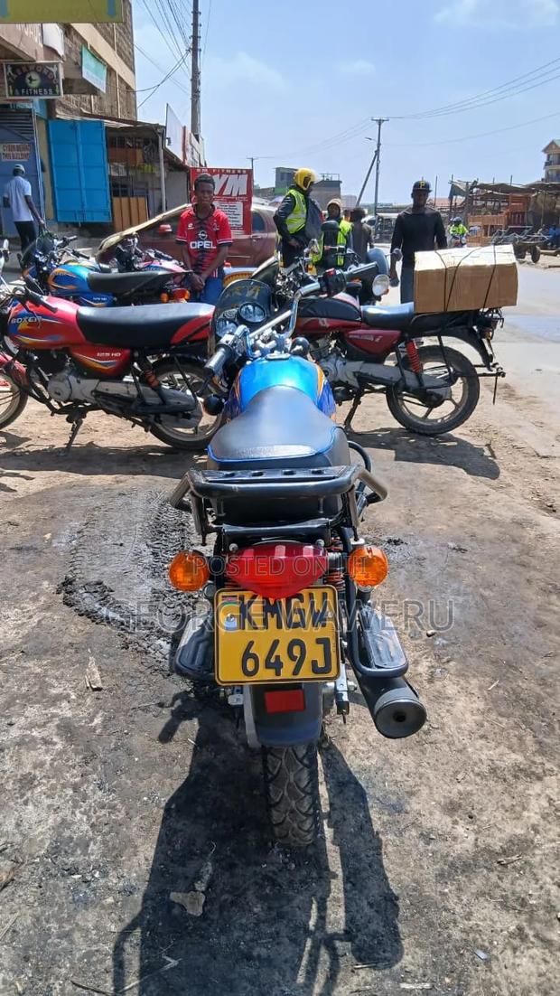 Bajaj Boxer 125 2025 Blue - thumbnail 7