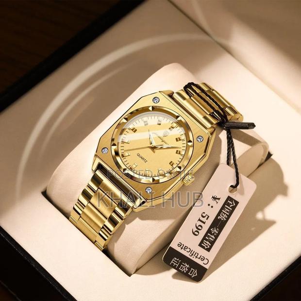 Poedagar Water Resistant Ladies Watch 788