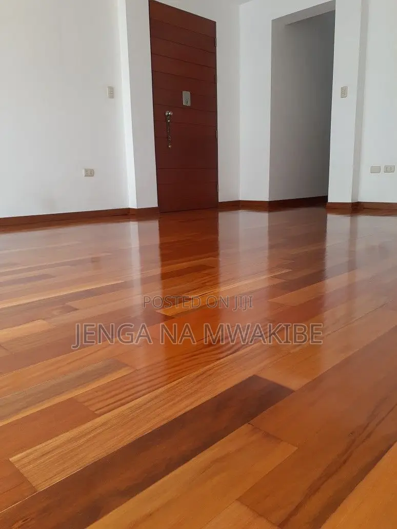 Wooden Floor Parquets Installation and Buffing