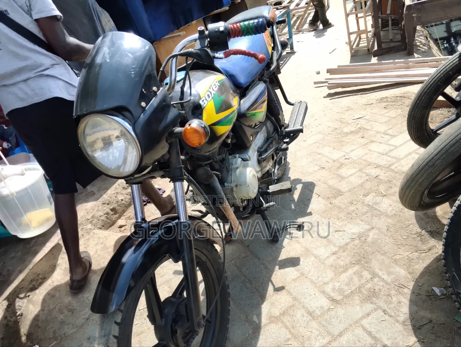 Bajaj Boxer 150 UG 2023 Black