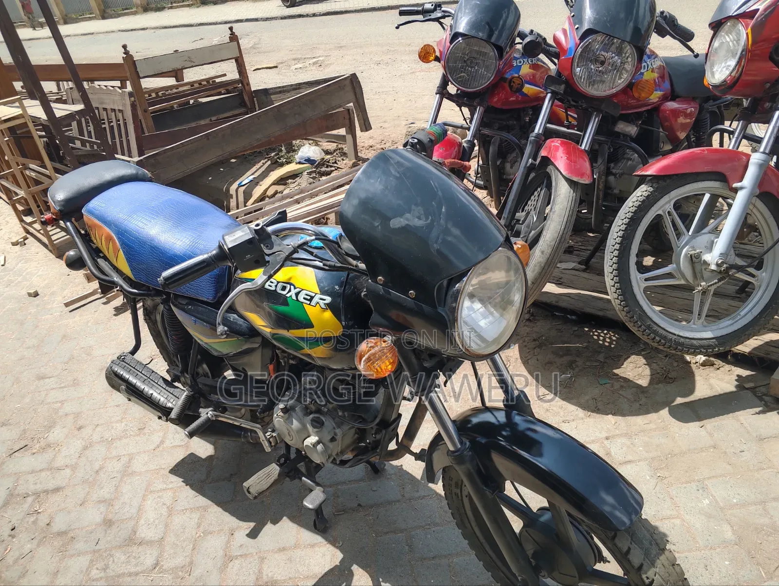 Bajaj Boxer 150 UG 2023 Black