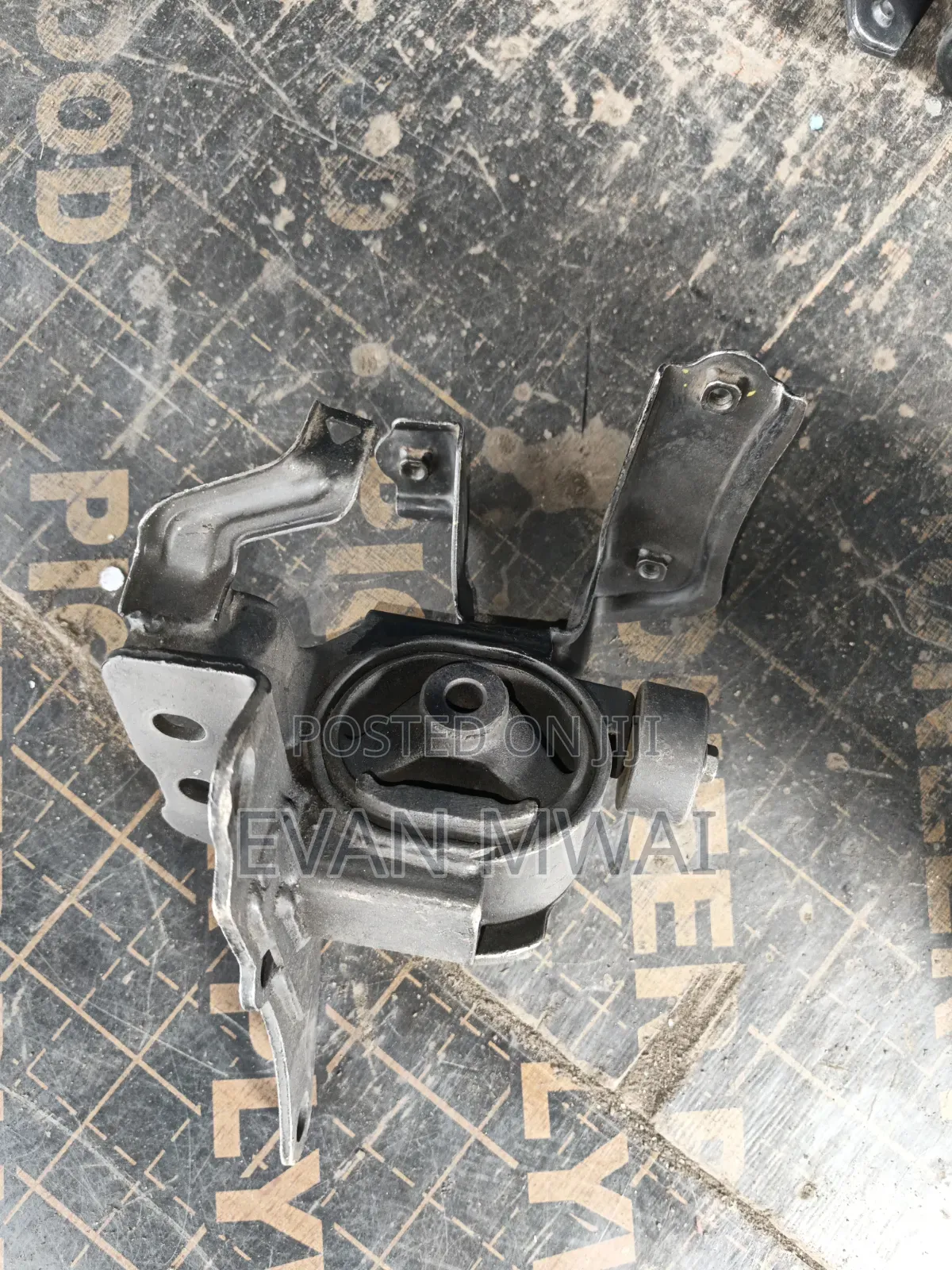 Noah/ Voxy 3ZR Gearbox Mounting