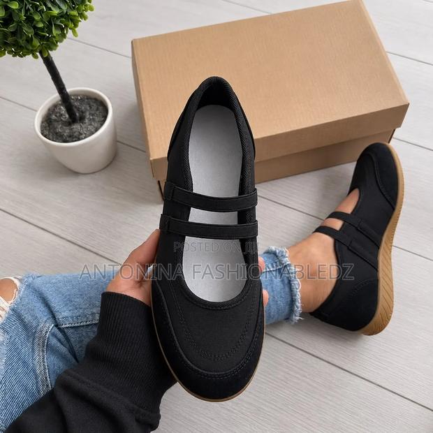 Ladies Comfortable Shoes