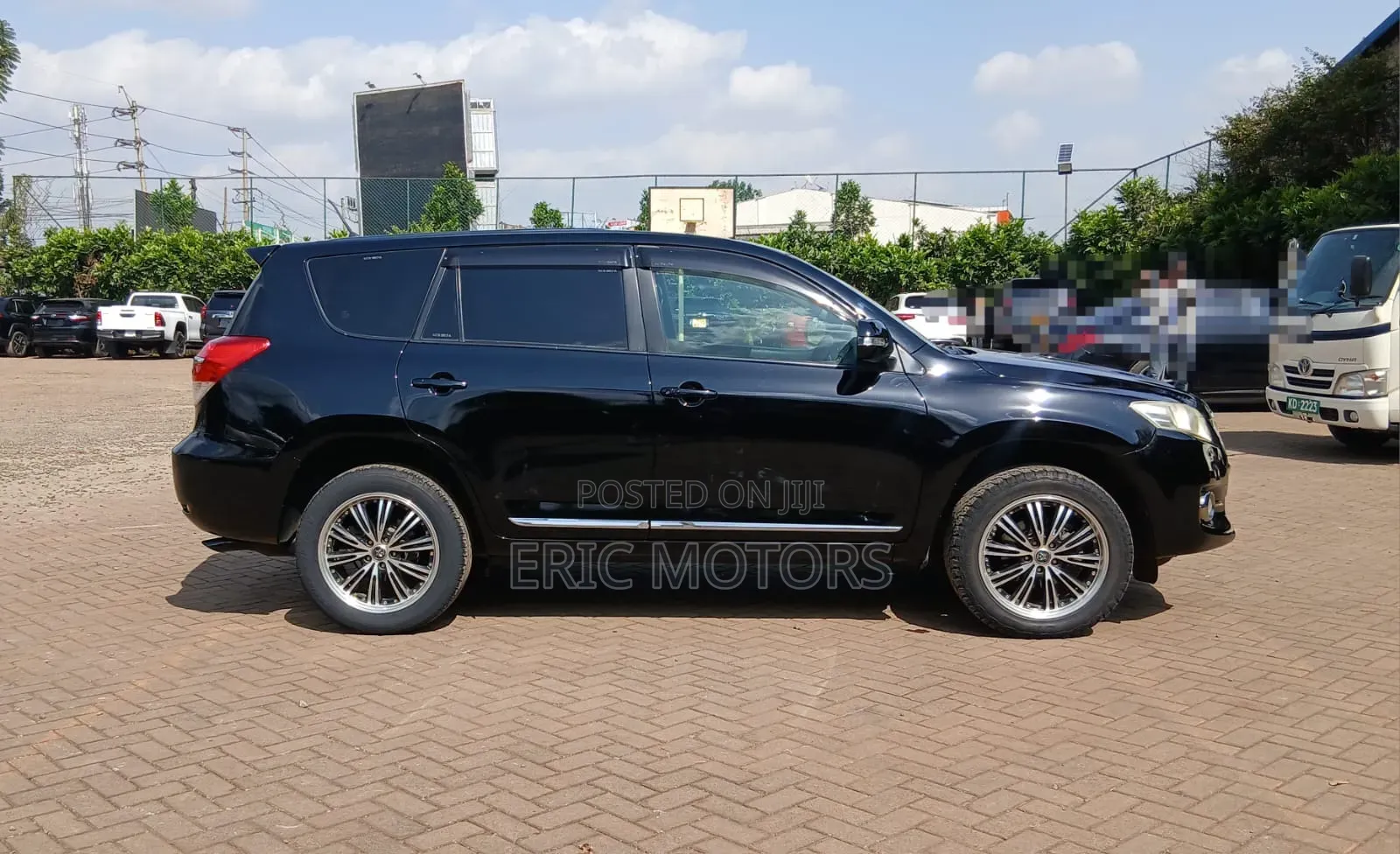 Toyota Vanguard 2011 Black