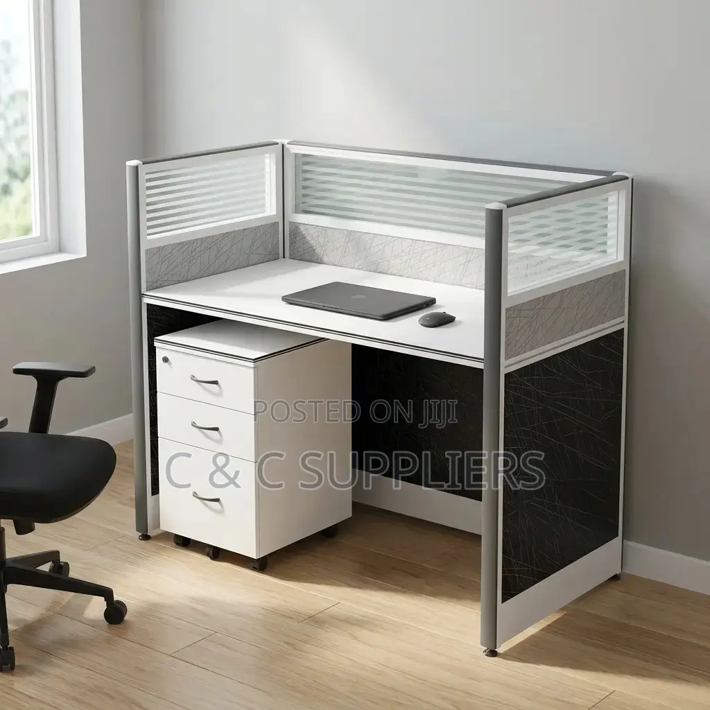 Single Seater Imported Modular Workstation