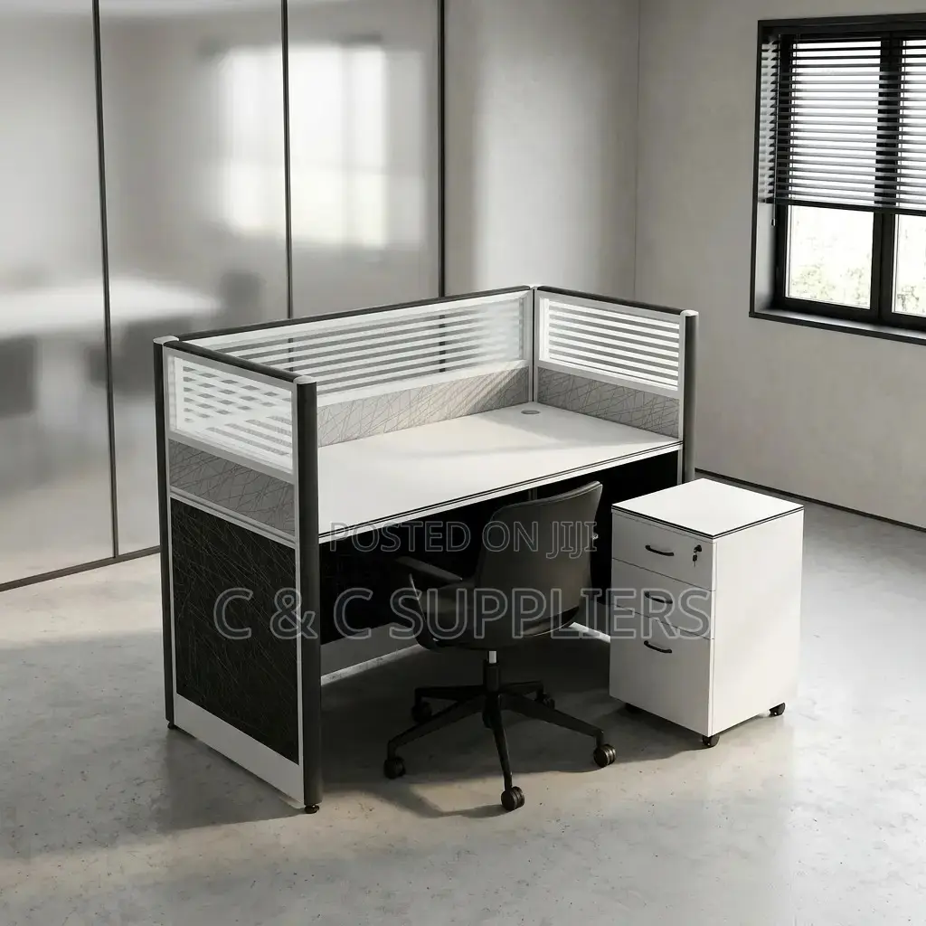 Single Seater Imported Modular Workstation