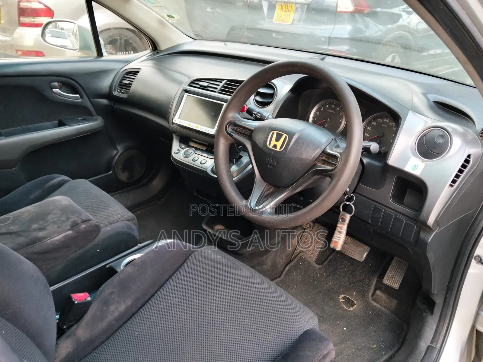 Honda Stream 2009 Silver