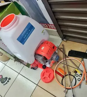 Astramilano 4 Stroke Knapsack Sprayer