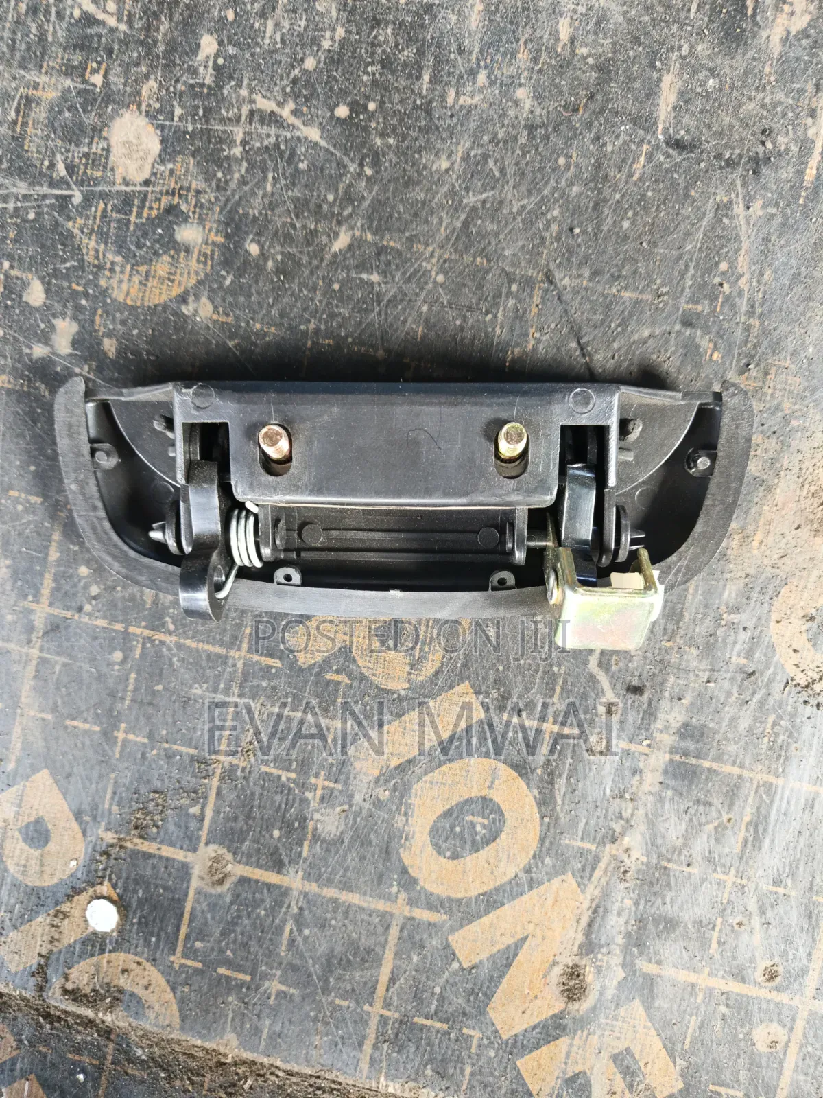 Suzuki Alto Door Handle 2015 Available