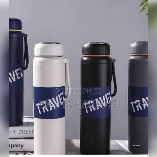 Travel Bottle Flask 800ml at 900
