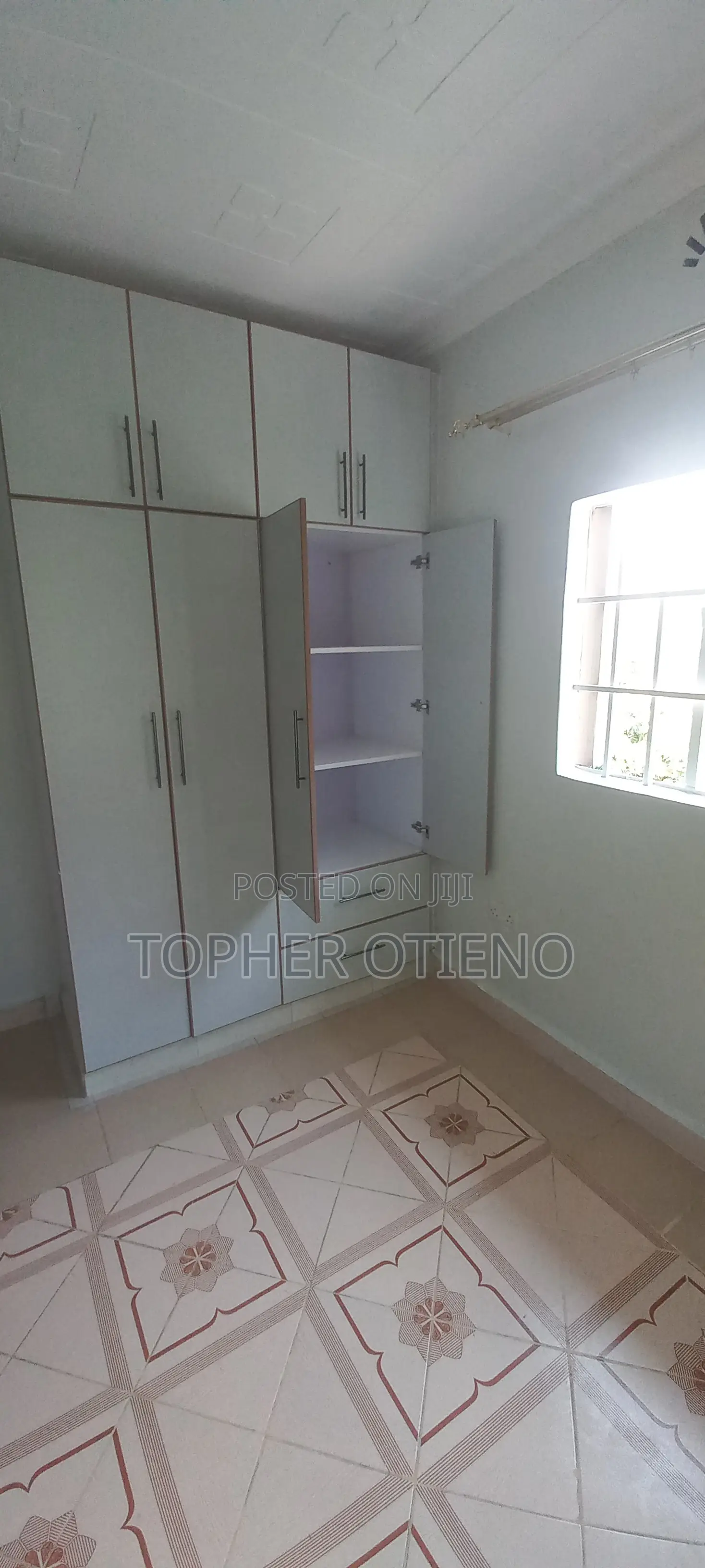 3bdrm Duplex in Ukweli, Kajulu for rent