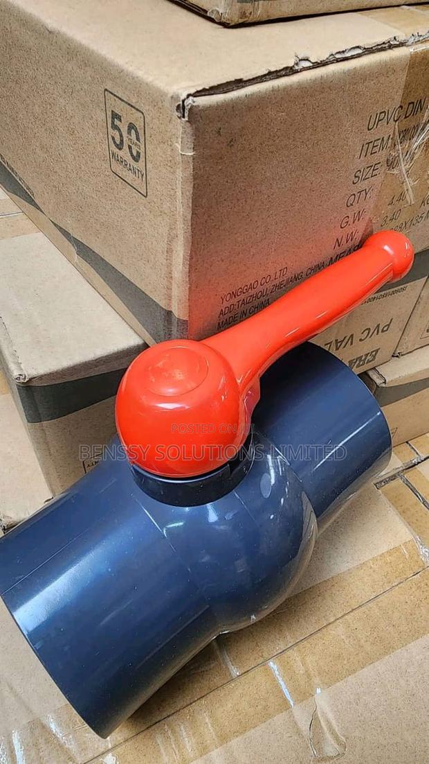 PVC Ballcorck 90mm - thumbnail 2