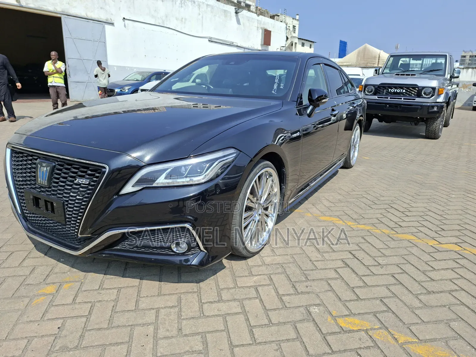 Toyota Crown 2020 Black