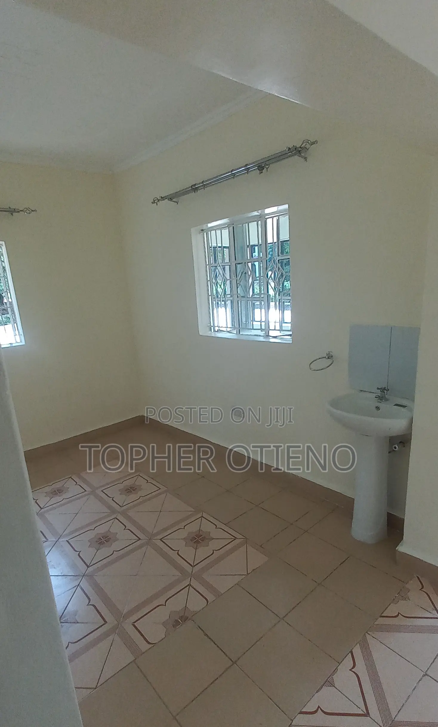 3bdrm Duplex in Ukweli, Kajulu for rent