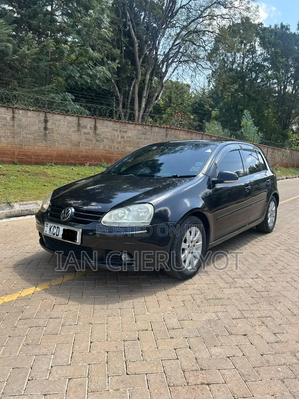 Volkswagen Golf 1.6 Comfortline Automatic 2008 Black