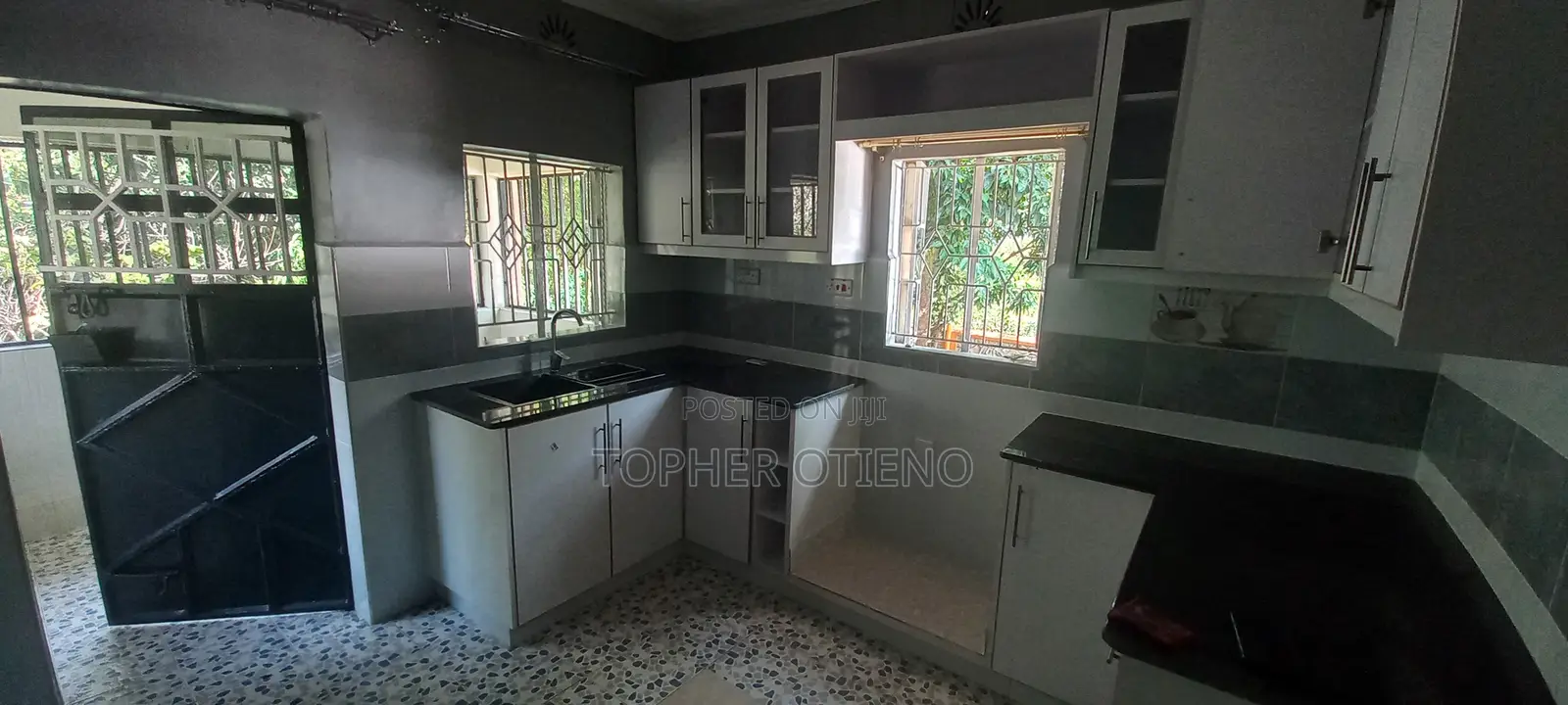 3bdrm Duplex in Ukweli, Kajulu for rent