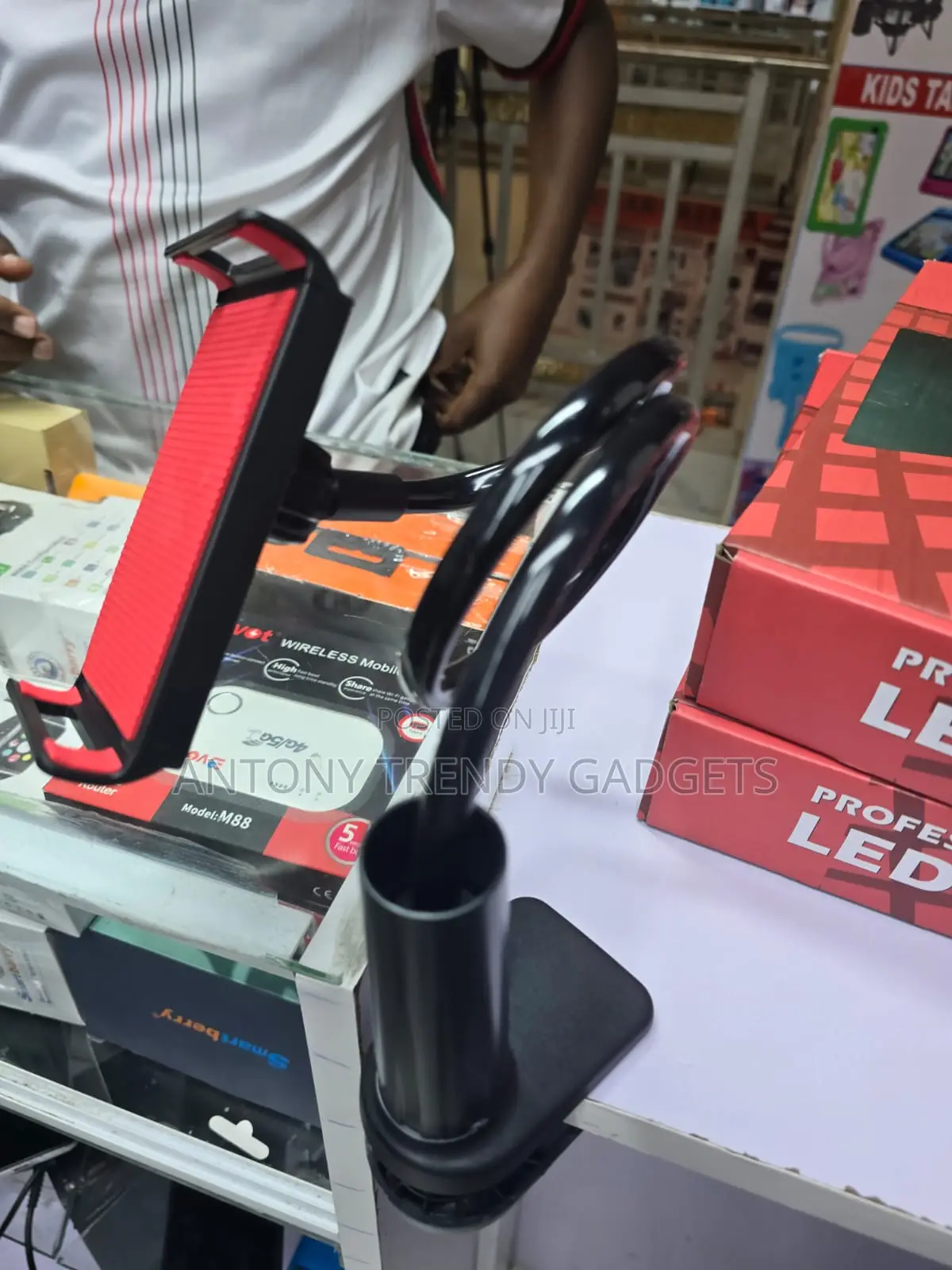 Flexible Phone Clamp Stand for Smartphones Small Tablets