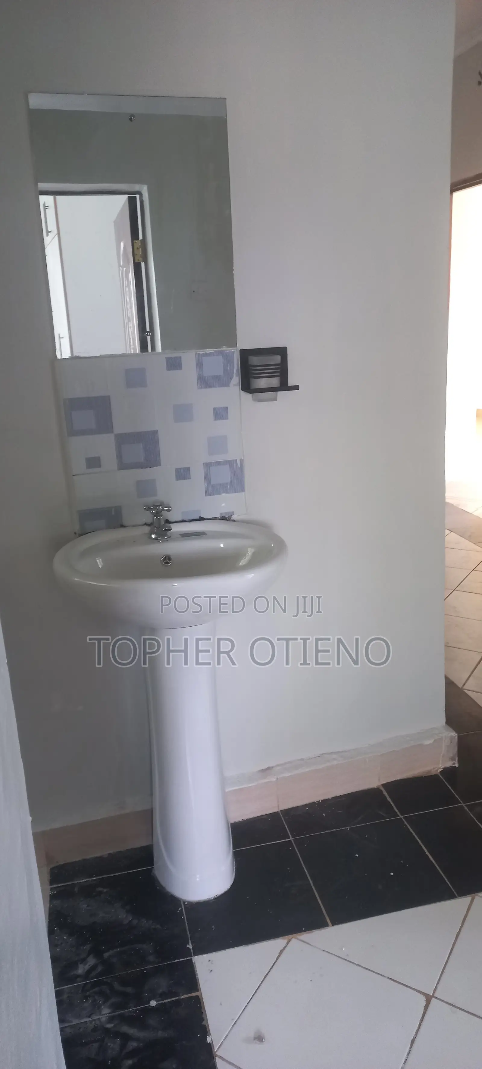 3bdrm Duplex in Ukweli, Kajulu for rent