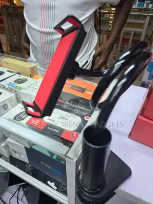 Universal Lazy Arm Phone Stand for Bed Desk Table