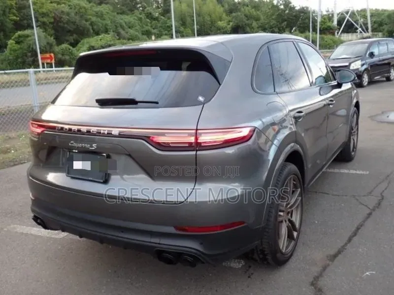 Porsche Cayenne 2020 Gray