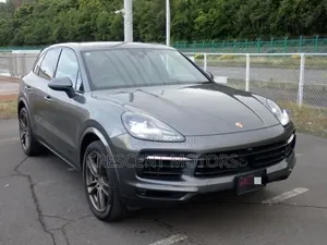 Porsche Cayenne 2020 Gray