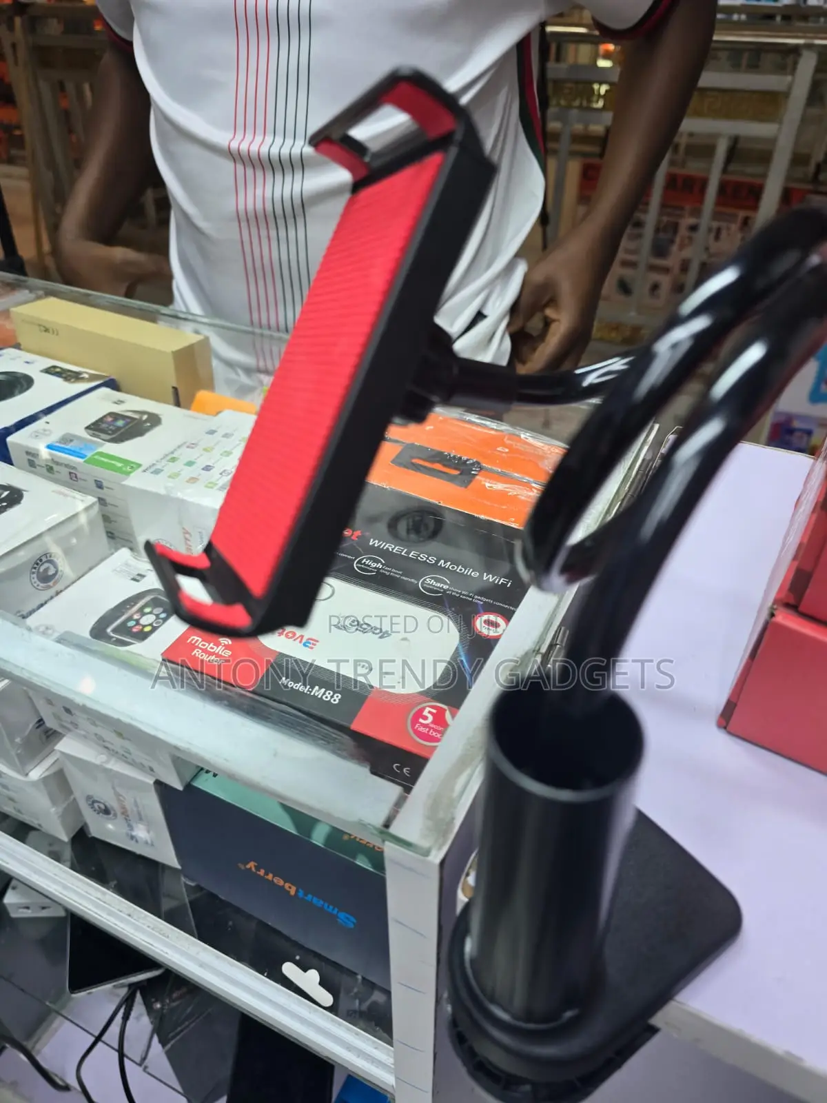 360° Gooseneck Mobile Phone Holder With Strong Clamp