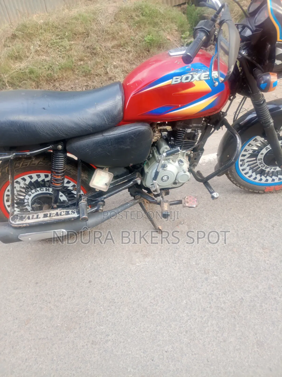 Bajaj Boxer 150 UG 2023 Red