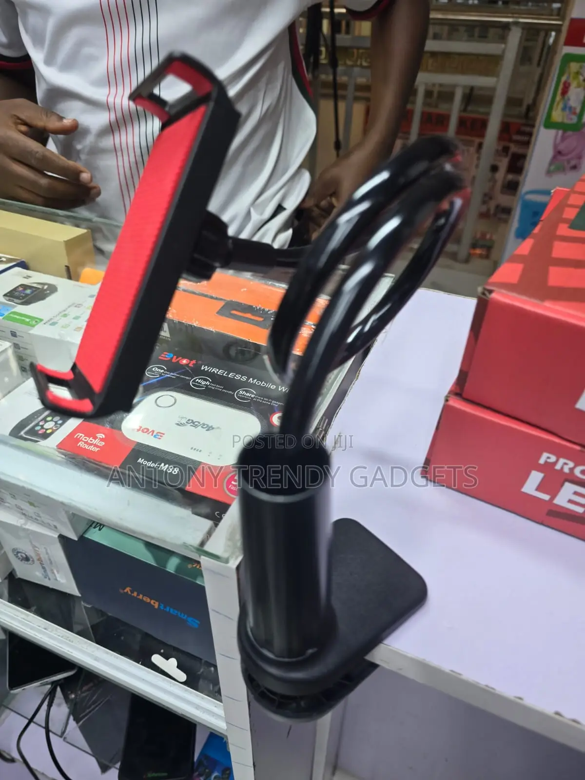 360° Gooseneck Mobile Phone Holder With Strong Clamp