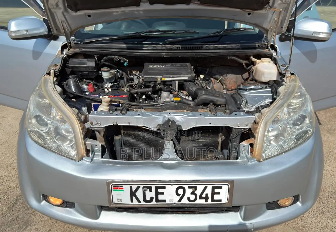 Toyota Rush 2008 Silver