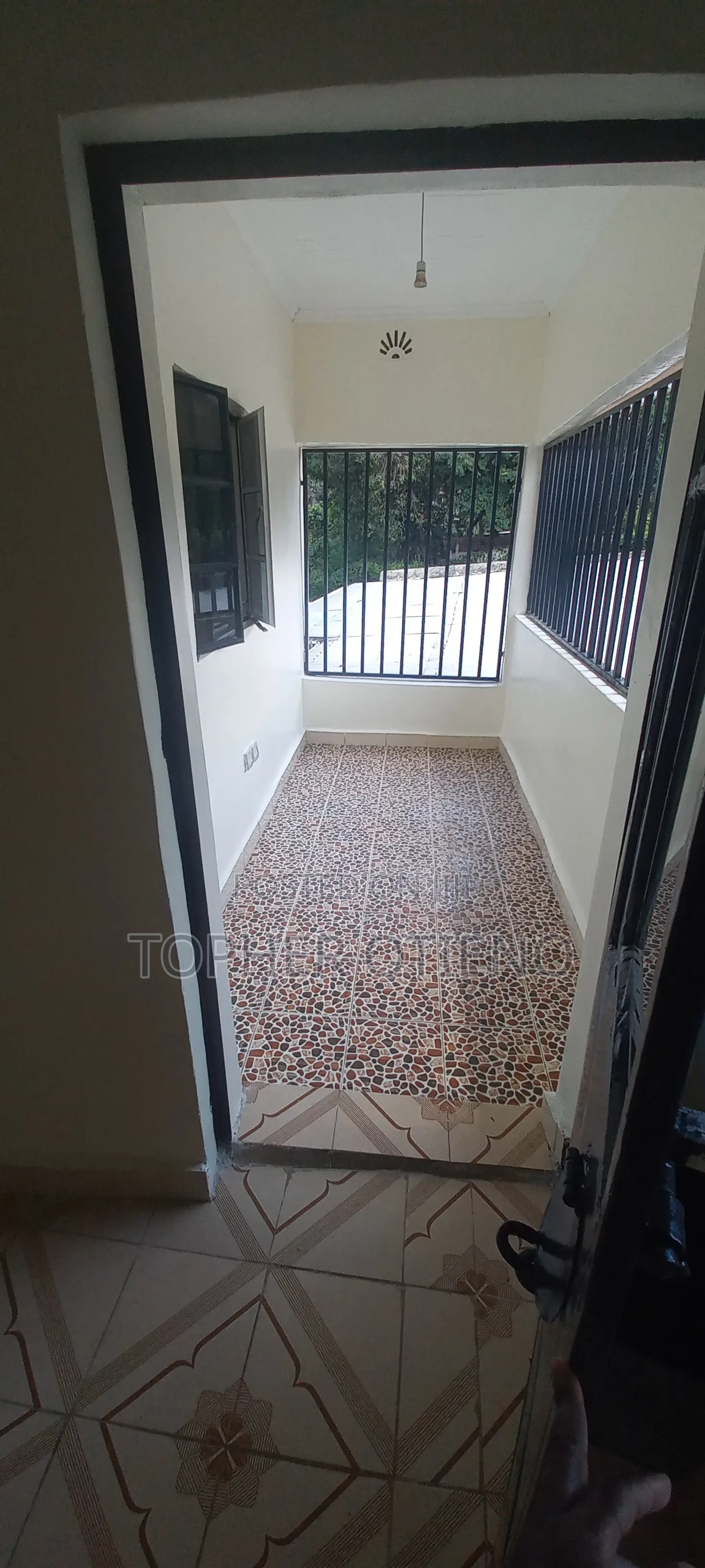 3bdrm Duplex in Ukweli, Kajulu for rent