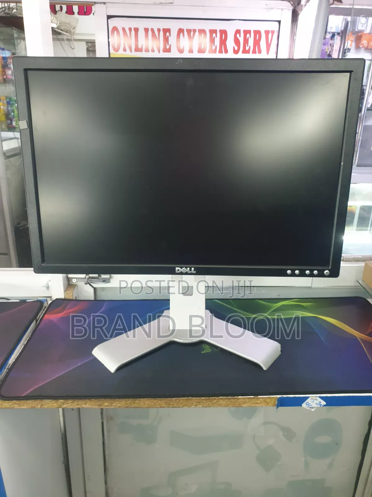 20"monitor Streched