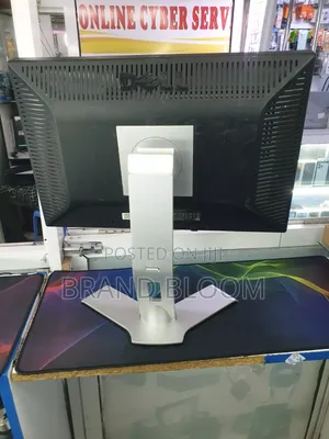 20"monitor Streched