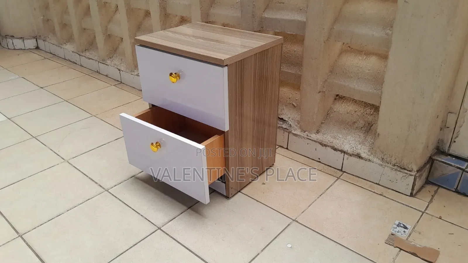 Side Drawers Side Drawers