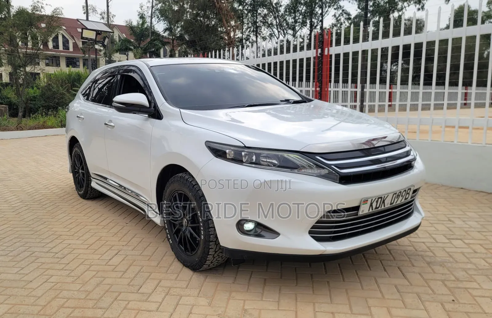 Toyota Harrier 2016 White
